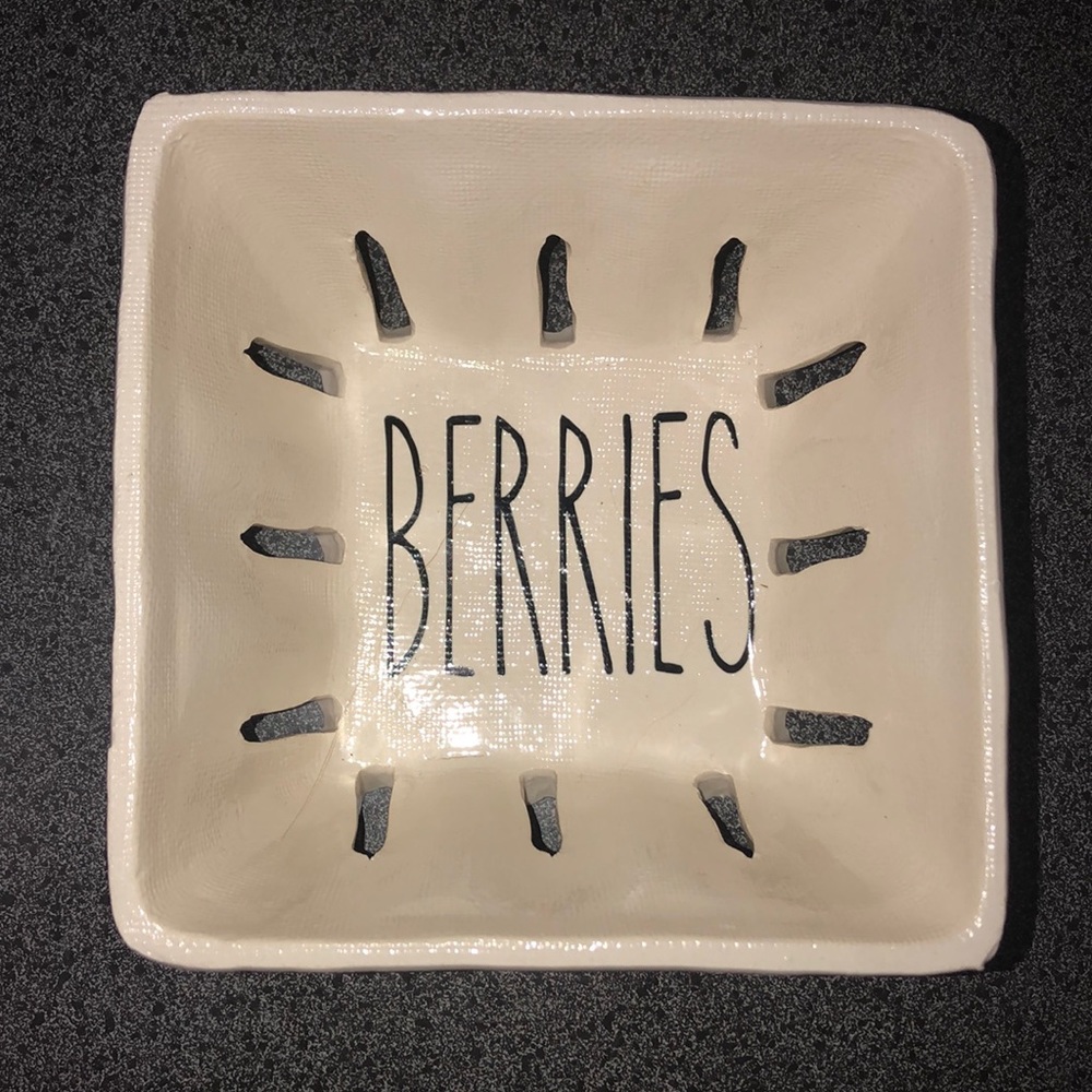 Rae Dunn Berries dish